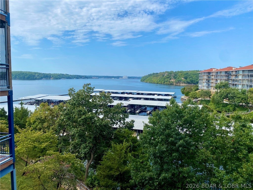 Palisades Condominium - Residential
