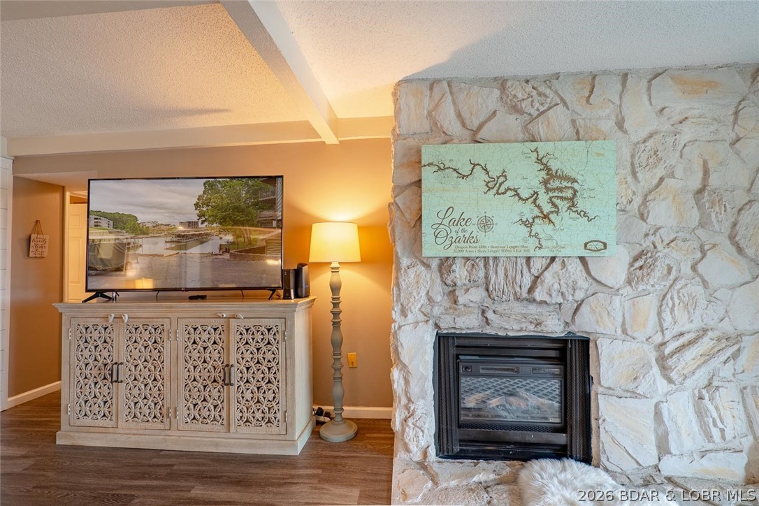 Waters Edge Condominium - Residential