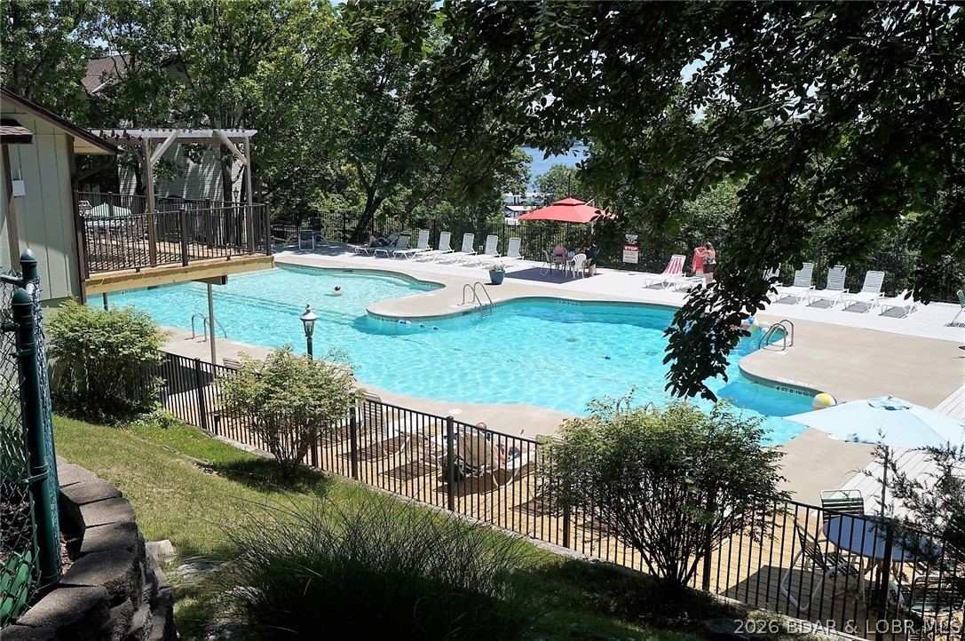 Waters Edge Condominium - Residential
