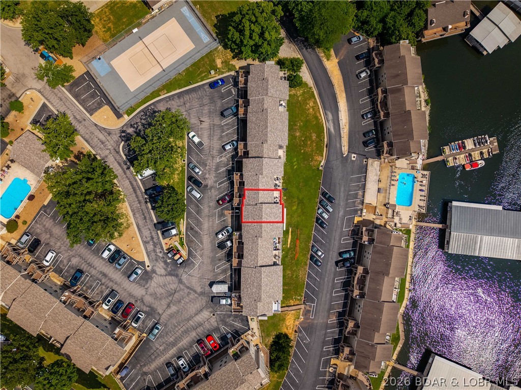 Indian Pointe Condominium - Residential