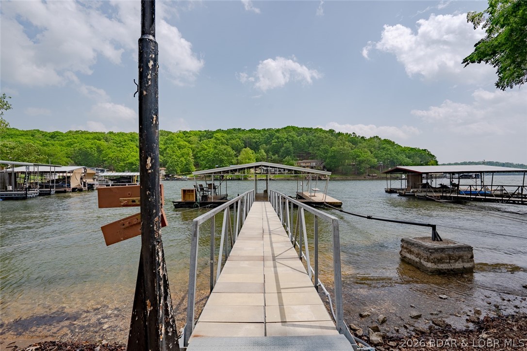 Houser Cove - Residential