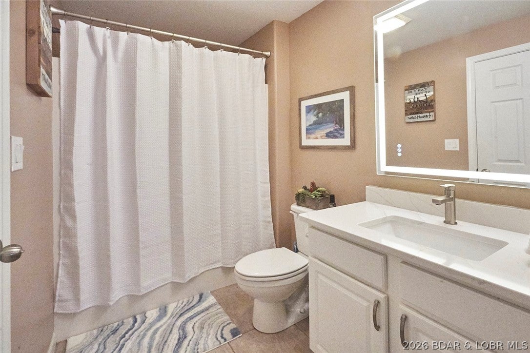 Stoneledge Condominium - Residential