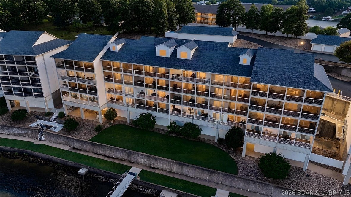 Stoneledge Condominium - Residential