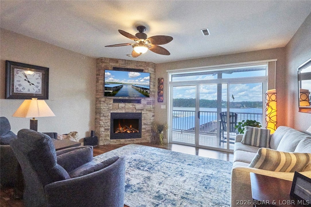 Stoneledge Condominium - Residential