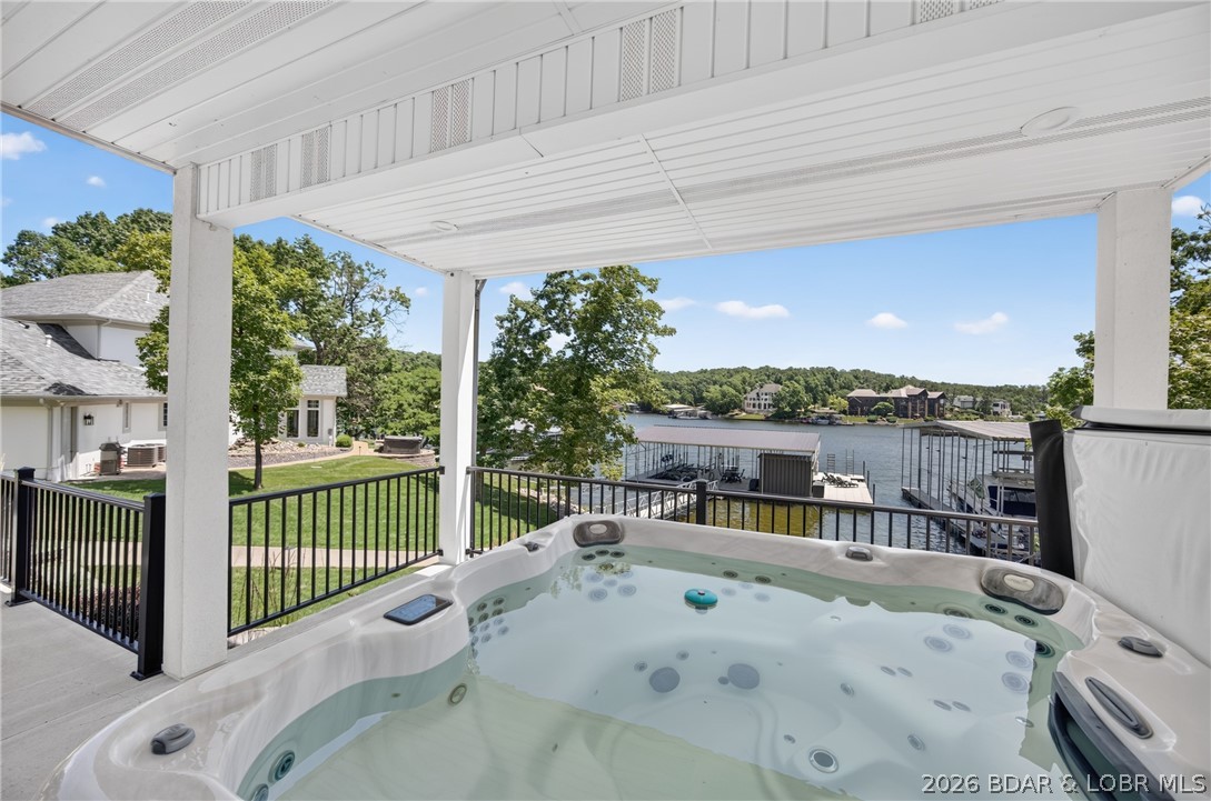 Forestridge Village At Shawnee - Residential