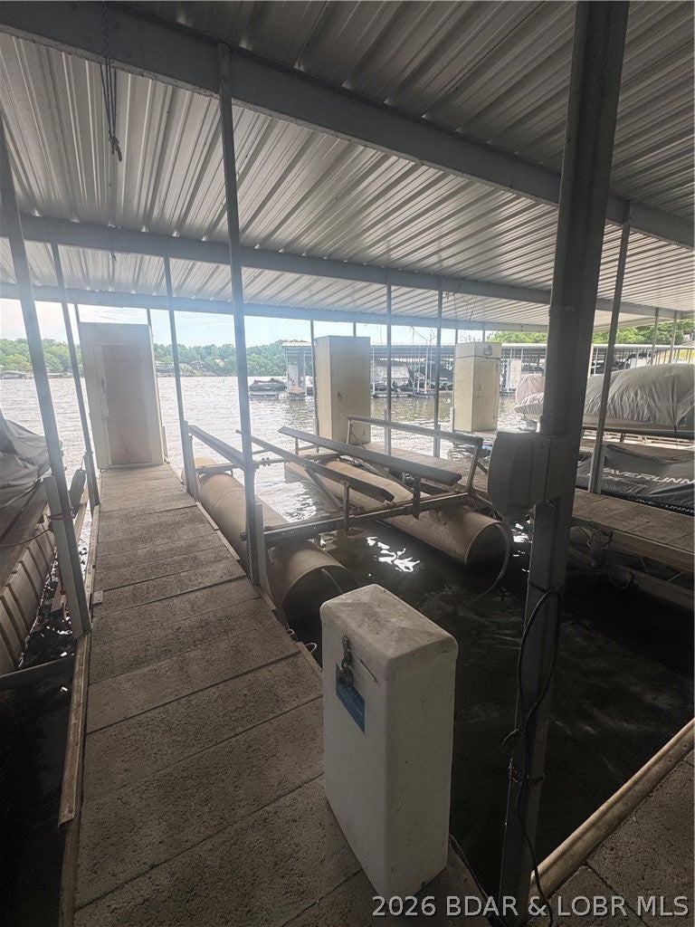 Oak Bluff Condominium - Residential