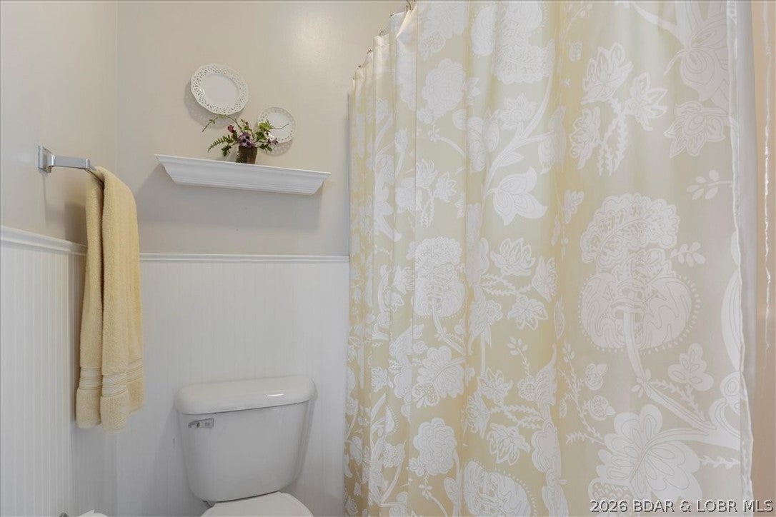 Oak Bluff Condominium - Residential