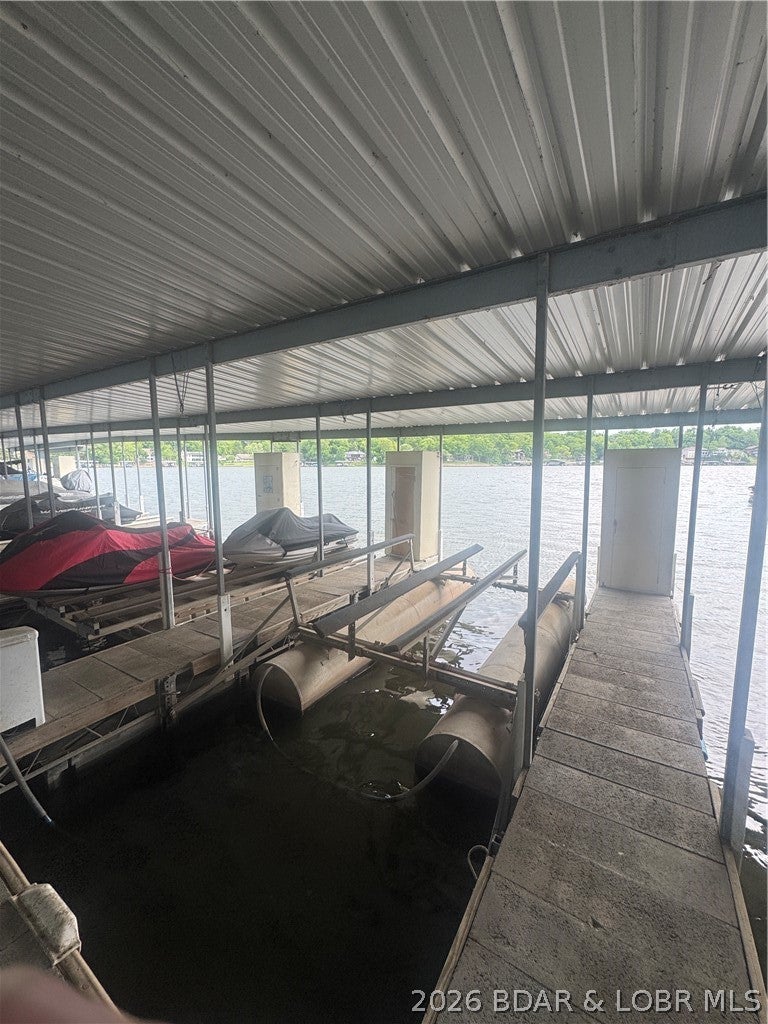 Oak Bluff Condominium - Residential