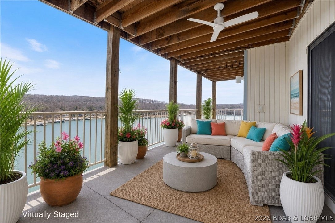 Oak Bluff Condominium - Residential