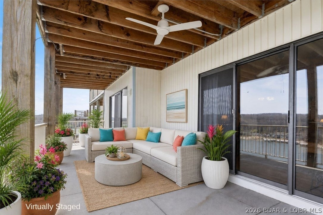 Oak Bluff Condominium - Residential