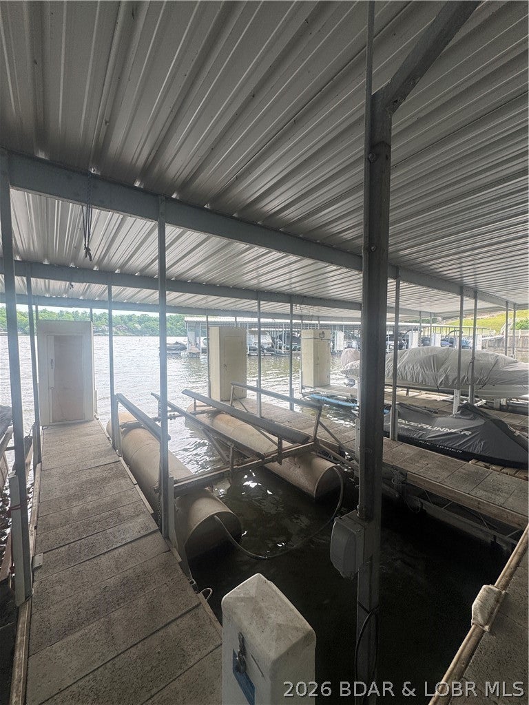 Oak Bluff Condominium - Residential