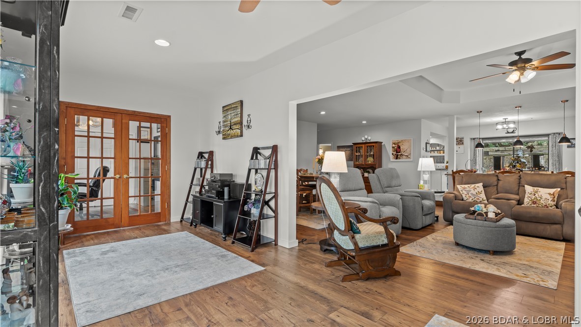 Four Seasons Racqt-Cntry Club - Residential