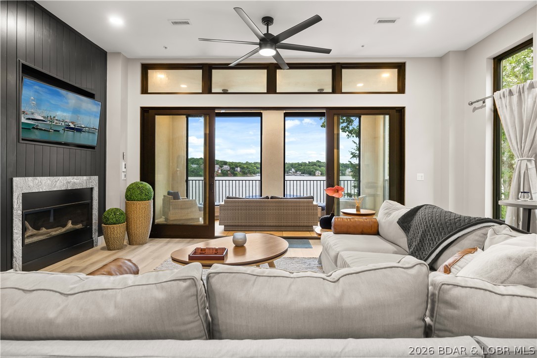 The Shores of Shawnee Bend - Residential