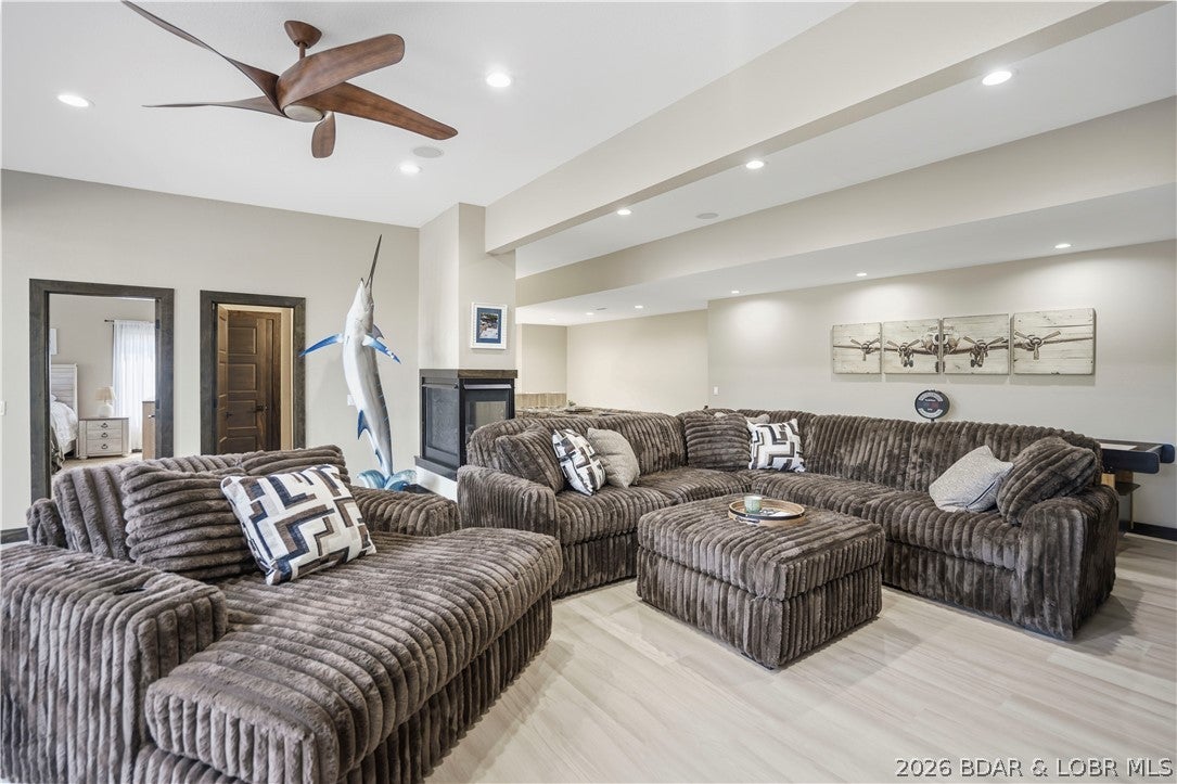 Woodland Cove - Residential