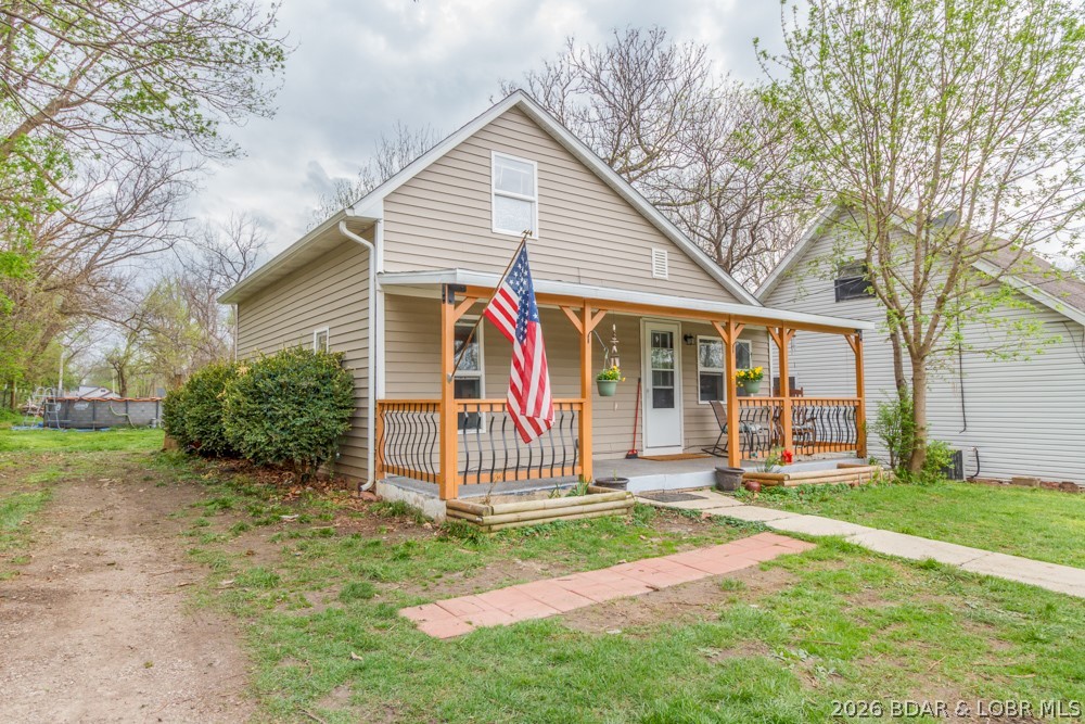 Perfectly positioned in the heart of town, 363 N. Jackson offers convenience, charm, and opportunity all in one. With easy access to everything Lebanon has to offer, this home is ideal for both homeowners and investors alike. The layout features one bedroom on the main level, along with a full bath, laundry room, spacious living area, and a combined kitchen and dining space. Upstairs, you’ll find two additional guest bedrooms, providing flexibility for family, guests, or tenants. Step outside to a large yard with partial fencing, a 12x28 garage for extra storage or could fit one car, and convenient back alley access perfect for additional parking or entry to the property. Whether you’re searching for your first home or a solid income producing investment, this property is full of potential and ready to be explored!
