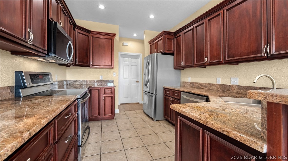 Seasons Ridge - Residential