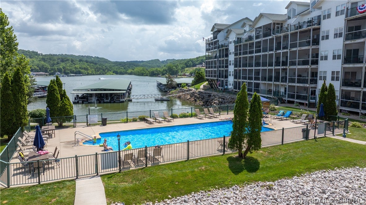 Cedar Heights Condominium - Residential