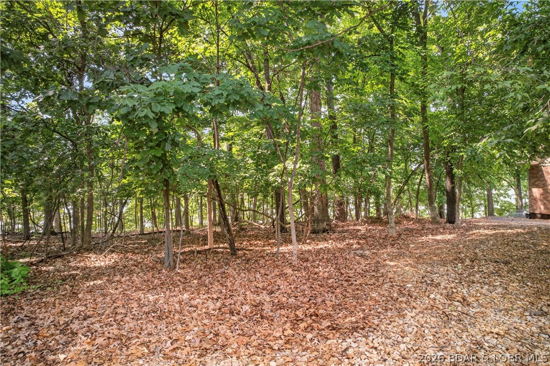 Grand Point No. 3 - Land