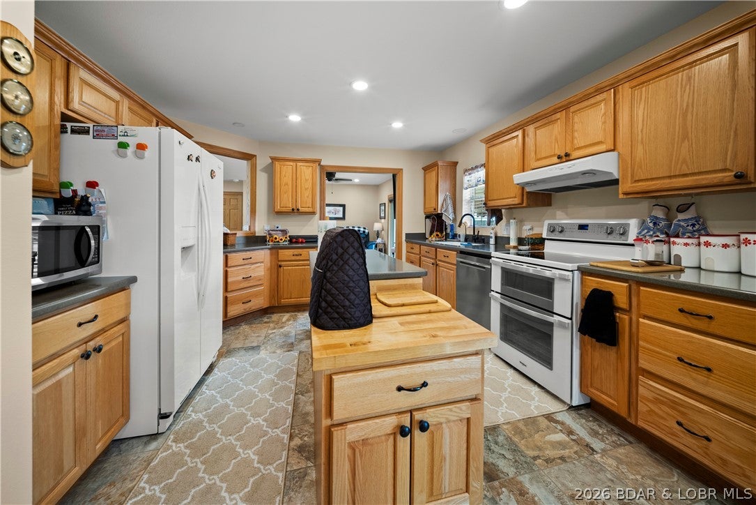 El Tampa Acres - Residential