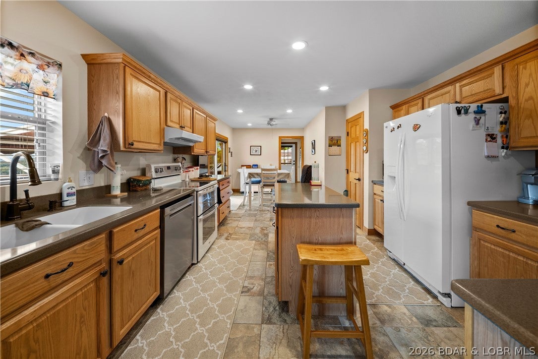 El Tampa Acres - Residential