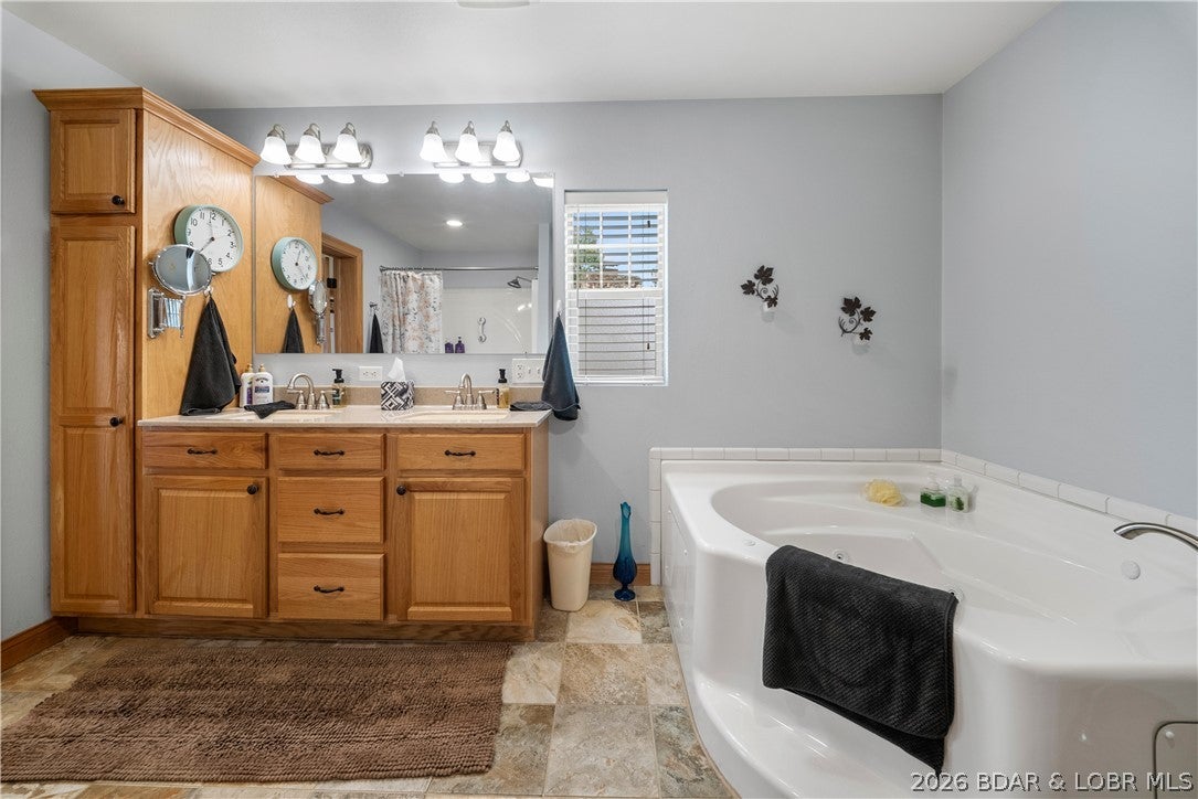El Tampa Acres - Residential