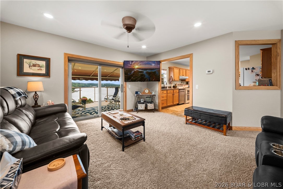 El Tampa Acres - Residential