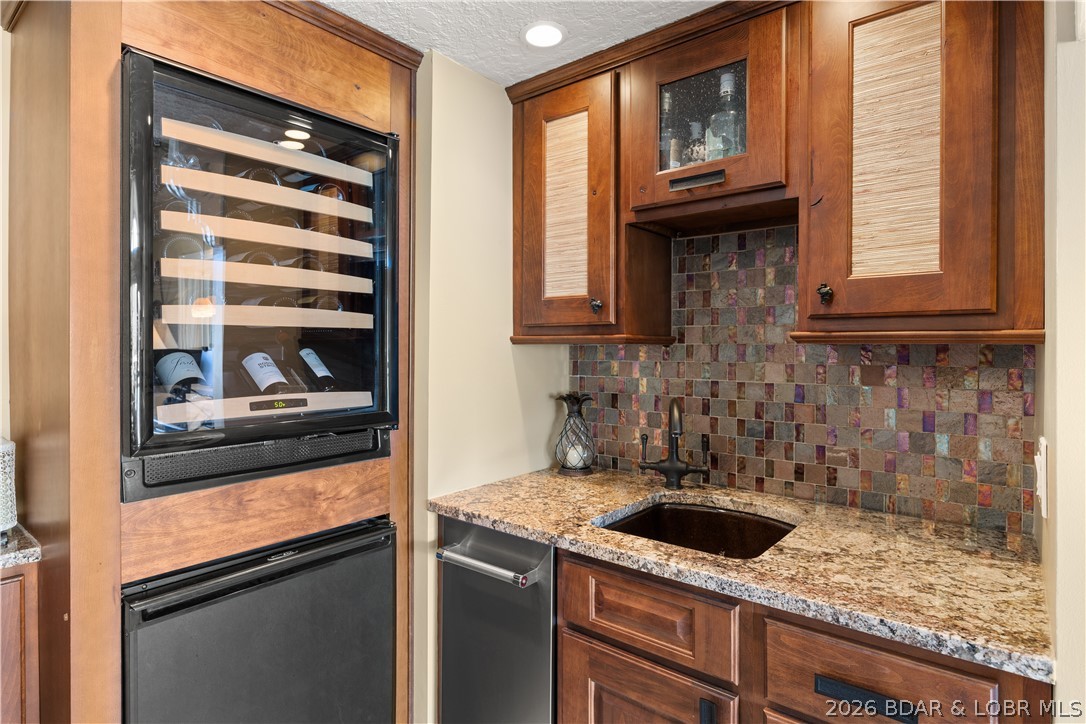 Lake Point Condominium - Residential
