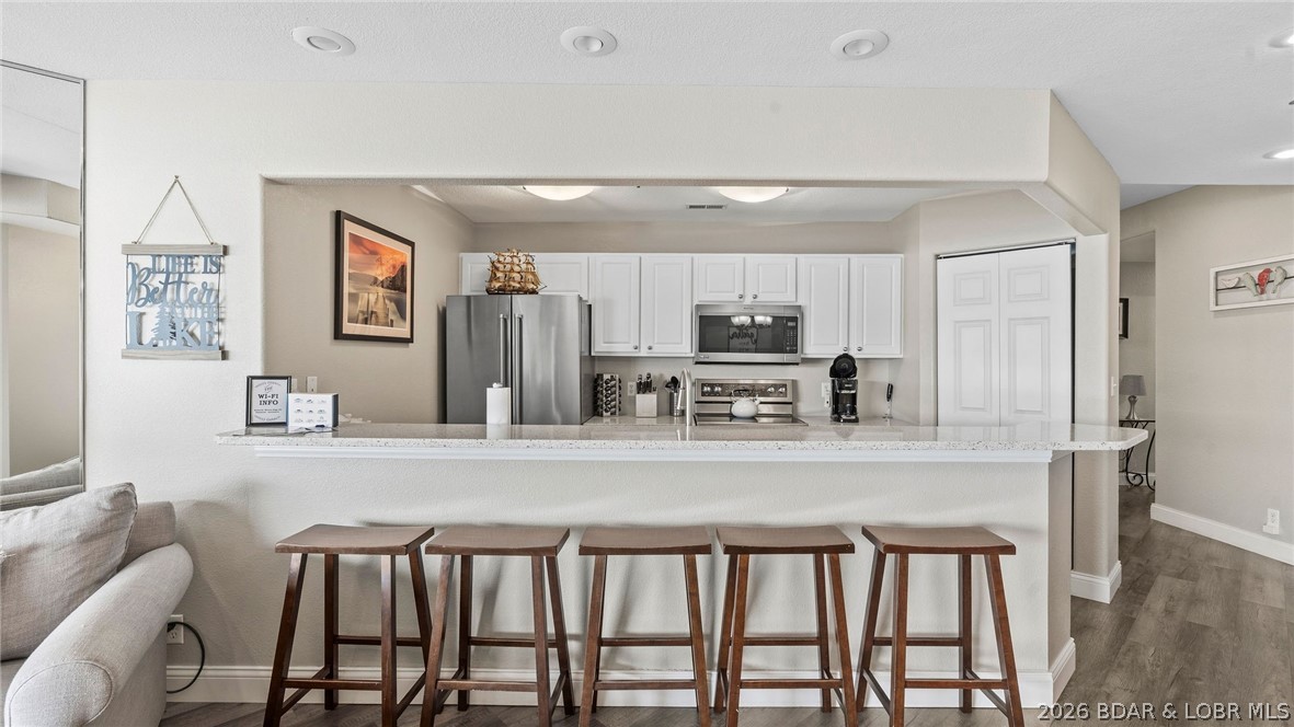 Emerald Bay Condominium - Residential