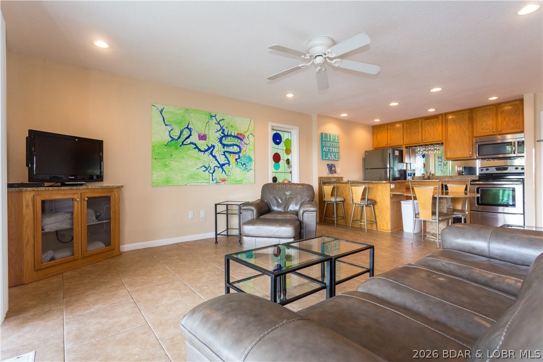 Hawks Nest Lodge Condominium - Residential
