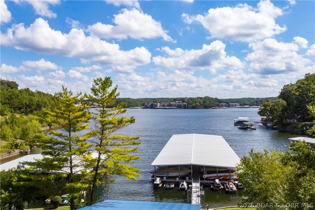 Hawks Nest Lodge Condominium - Residential