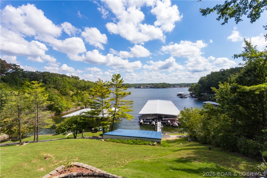 Hawks Nest Lodge Condominium - Residential