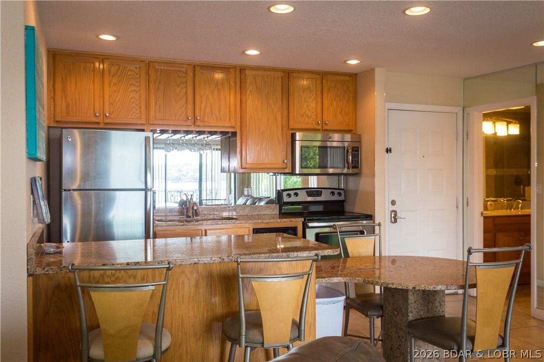 Hawks Nest Lodge Condominium - Residential