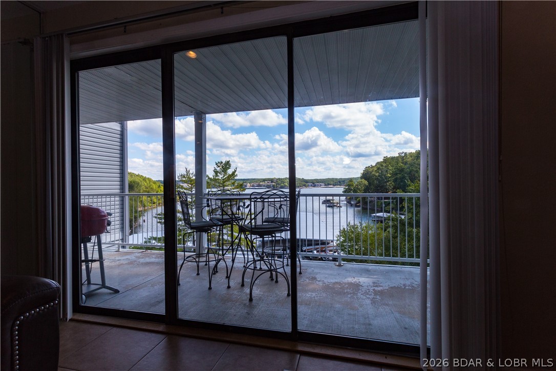 Hawks Nest Lodge Condominium - Residential