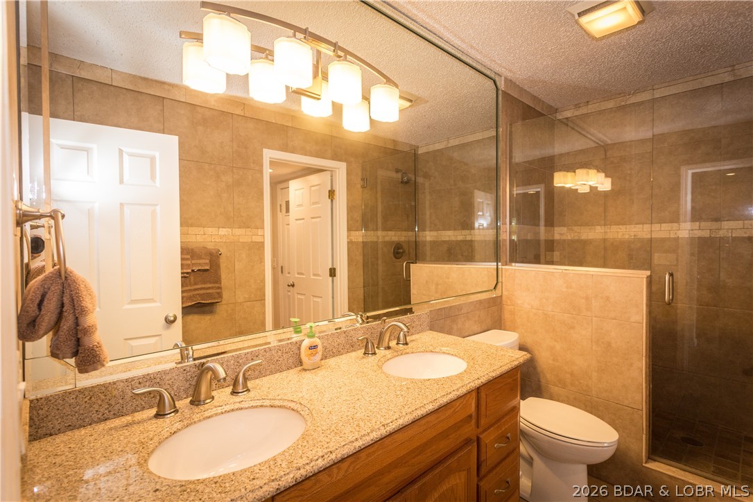 Hawks Nest Lodge Condominium - Residential