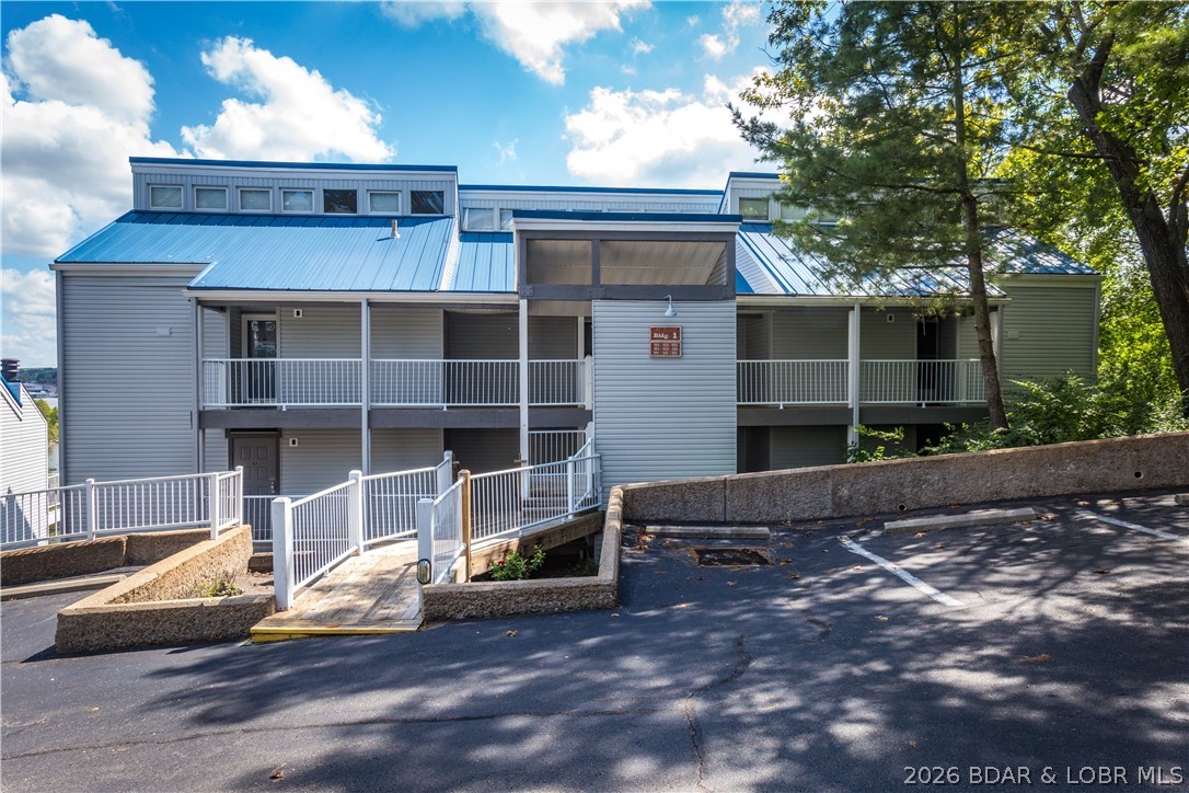 Hawks Nest Lodge Condominium - Residential