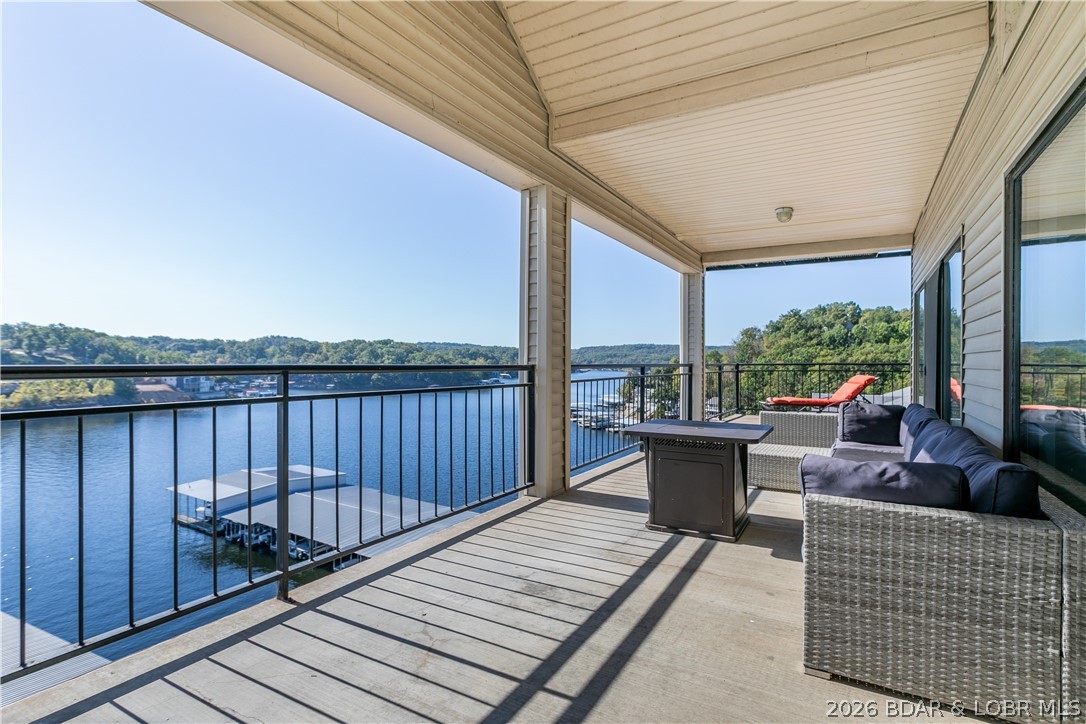 The Falls Condo - Residential