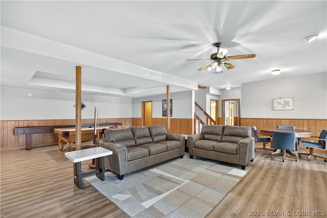 Four Seasons - Residential