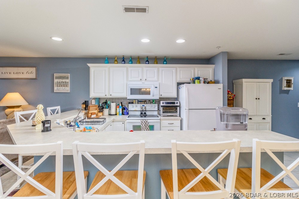 Cedar Heights Condominium - Residential