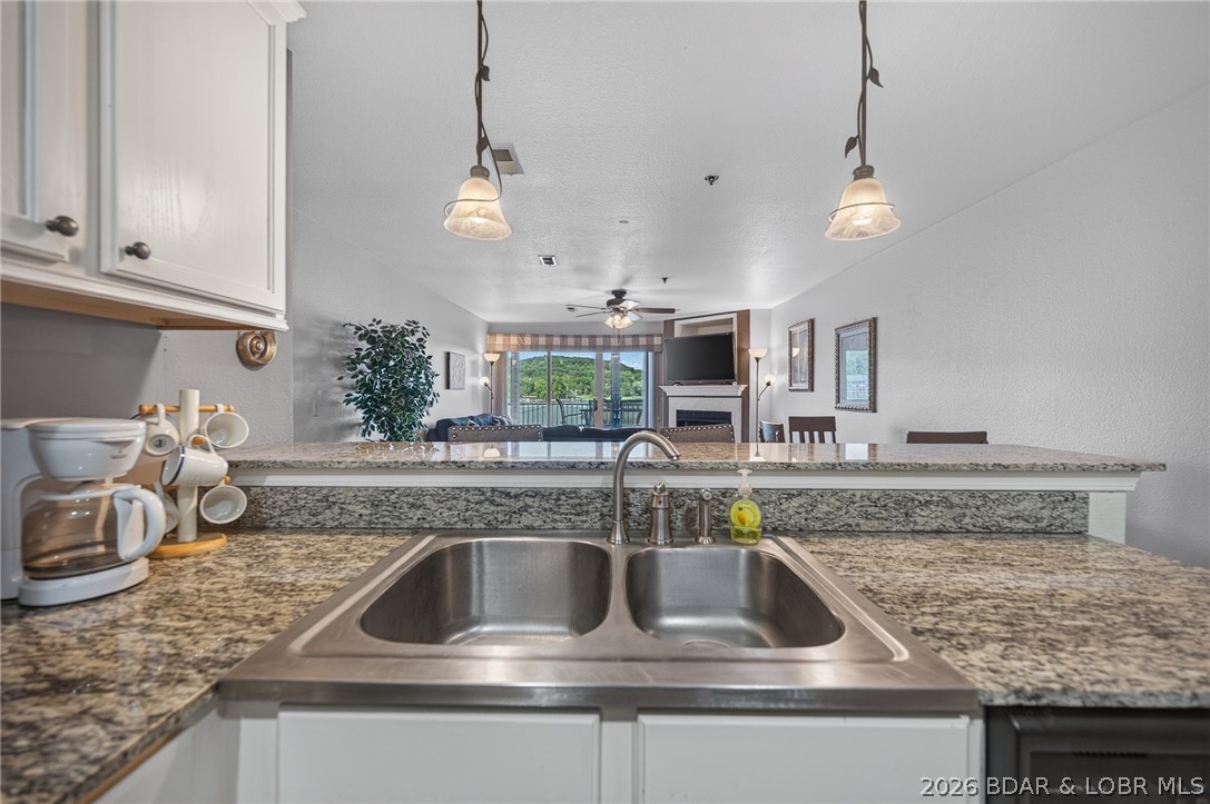 Cedar Glen Condominium - Residential