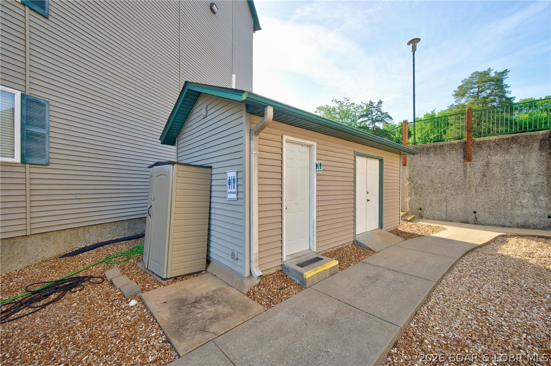 Cedar Glen Condominium - Residential