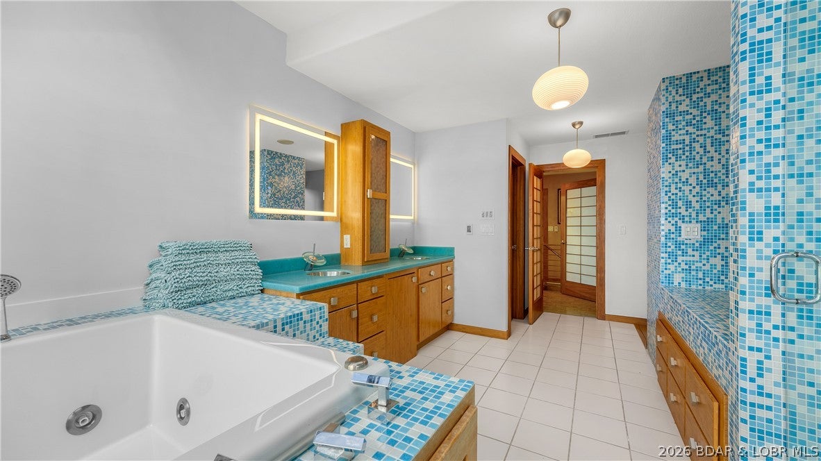 Tan-Tar-A Estates - Residential
