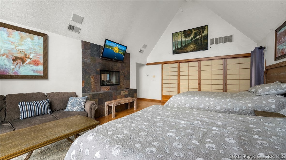 Tan-Tar-A Estates - Residential