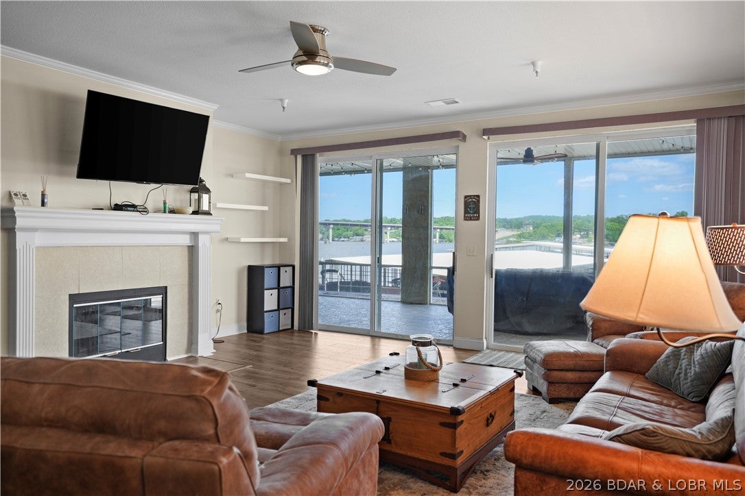 West Palms on the Lake Condo - Residential
