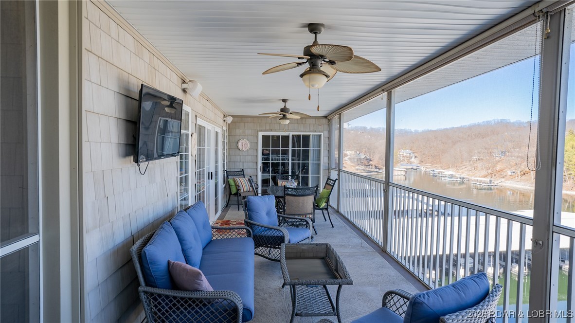 Lighthouse Pointe Condominium - Residential