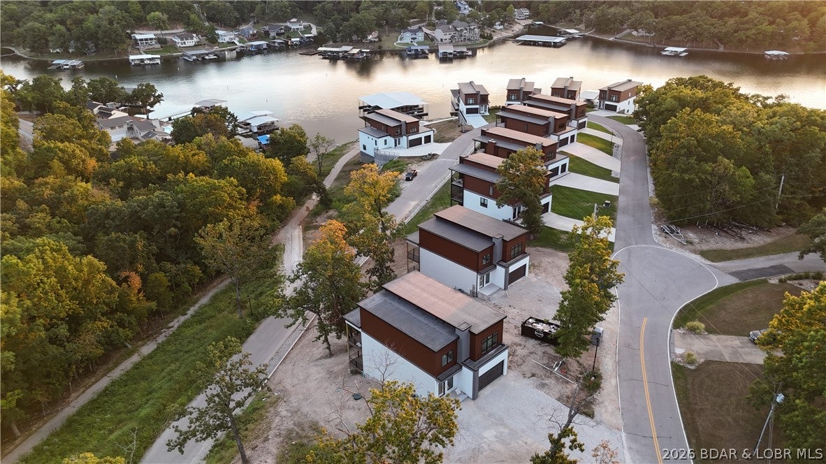 Horseshoe Bend # 6 - Residential