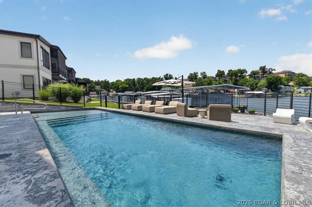 The Pointe @ Broken Arrow - Residential