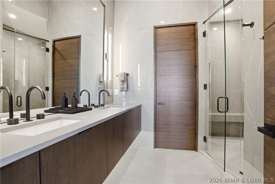 The Pointe @ Broken Arrow - Residential