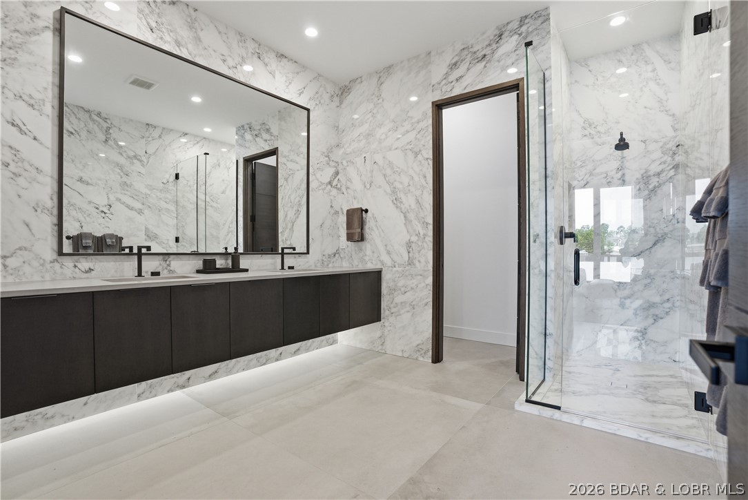 The Pointe @ Broken Arrow - Residential