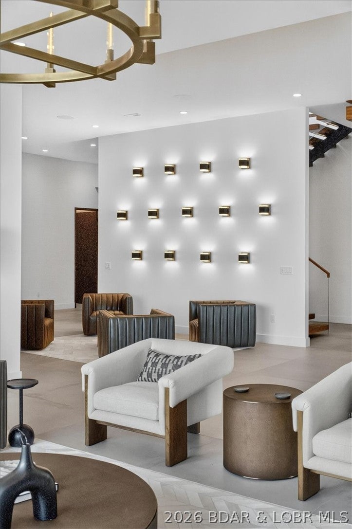 The Pointe @ Broken Arrow - Residential
