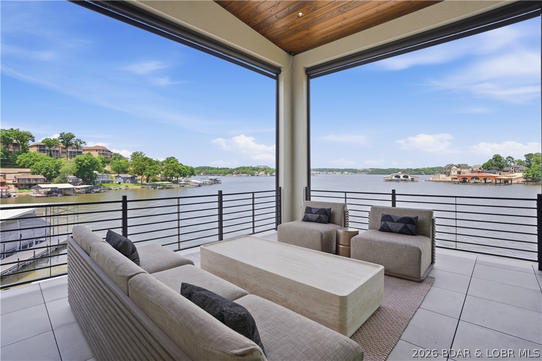 The Pointe @ Broken Arrow - Residential